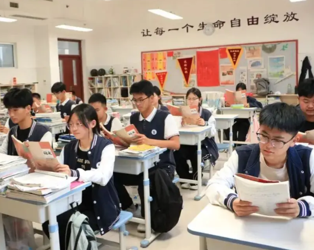 教育变革已从区域实践聚集育人核心教学质量获得全面突破