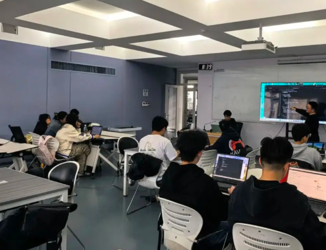 幼稚比喻数学作业是否有涂改和草稿痕迹过于完美的作业或许值得警惕